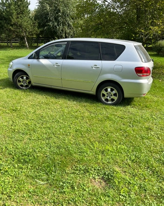 Toyota Avensis Verso cena 17000 przebieg: 350000, rok produkcji 2003 z Działdowo małe 781